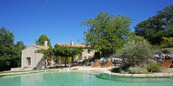 Villa de l'Ocrier huis+zwembad